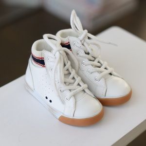 Janie & Jack White Hightop sneakers little kids size (8)